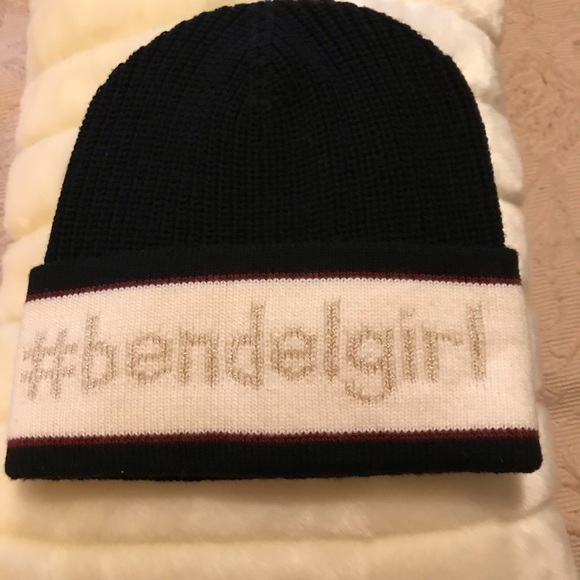 NWOT Henri Bendel Hashtag Logo Wool Beanie in black, cream and glitter.